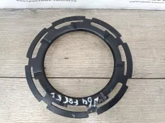 Гайка бензонасоса Land Rover Freelander 2 2008 LR003778 2.2 224DT