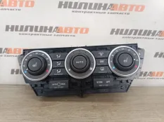 Блок управления печкой Land Rover Freelander 2 2008 LR002733 2.2 224DT