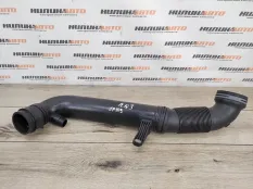 Патрубок воздушного фильтра Audi Q3 2013 1K0129654AP 2.0 CPSA