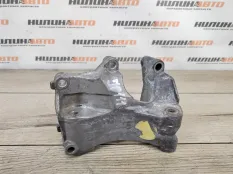 Кронштейн генератора Audi A8 2007 079903805AD СЕДАН 4E2 4.2 BVJ