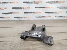 Кронштейн двигателя Volkswagen Transporter T5 2007 070199343A 2.5 TDI BPC, передний