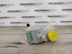 Бачок тормозной жидкости SKODA Fabia 2 6R0611301A