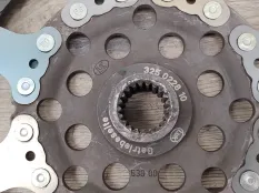 Корзина сцепления Nissan Qashqai+2 J10 2010 2335400QAH 2.0 DCI M9R832