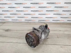 Компрессор кондиционера Nissan Qashqai+2 J10 2010 92600BR70A 2.0 DCI M9R832