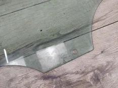 Стекло двери Renault Scenic 2 2008 8200120611 МИНИВЭН JM 1.6 К4М813, заднее левое