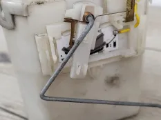 Бензонасос Ford Fiesta 6 2009 1809972 ХЕТЧБЭК 5-ДВ. CB1 1.4 SPJA