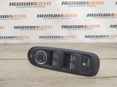 Блок управления стеклоподъемниками Ford Mondeo 4 2007 1491923 УНИВЕРСАЛ BG 1.8 TDCI QYBA
