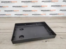 Площадка аккумулятора Suzuki Grand Vitara 2011 3366065J00 2.4 J24B