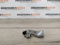 Датчик положения коленвала Audi A4 B7 03C906433E