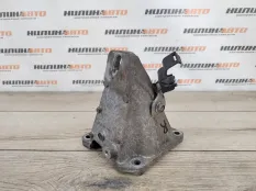 Кронштейн двигателя Suzuki Grand Vitara 2011 1164178K10 2.4 J24B, правый