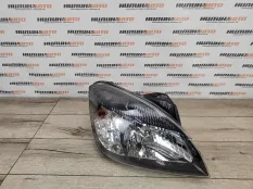 Фара галоген Kia Rio 2009 921021G650 JB 1.5 D4FA, правая