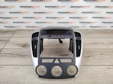 Рамка магнитолы Kia Ceed 1 2010 847411H905AL4 ED 1.4 G4FA