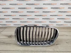 Решетка радиатора Bmw 5 2011 51137203649 F11 3.0 N55B30, левая