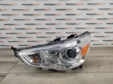 Фара галоген Mitsubishi ASX 2012 8301B589 GA1W 1.6 4A92, передняя левая