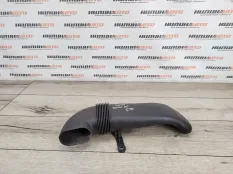 Патрубок воздушного фильтра Bmw X5 2008 13717799364 E70 3.0D M57D30