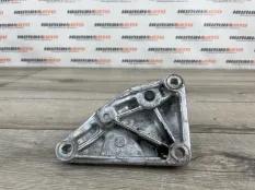 Кронштейн КПП Peugeot 308 1807Q1 1.6 5FS EP6C