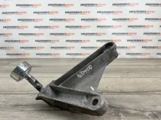 Кронштейн КПП Nissan Qashqai 1 J10 11253JD00A 1.6 HR16DE