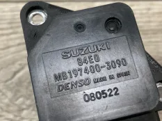 Расходомер Suzuki SX4 2008 1380084E00 YA21S 1.6 M16A