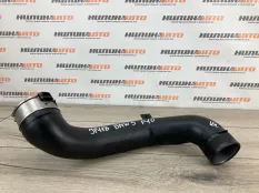 Патрубок интеркулера Bmw 5 2011 13717582314 F11 3.0 N55B30
