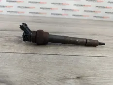 Форсунка дизель Land Rover Range Rover Evoque 2016 LR073710 L538 2.0 204DTD