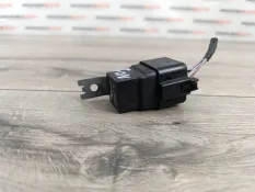 Реле Land Rover Range Rover Evoque 2016 LR077643 L538 2.0 204DTD