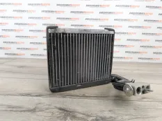 Испаритель кондиционера Land Rover Range Rover Evoque 2016 LR070870 L538 2.0 204DTD