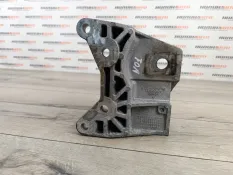 Кронштейн двигателя Land Rover Range Rover Evoque 2016 LR071977 L538 2.0 204DTD