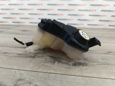 Бачок расширительный Land Rover Range Rover Evoque 2016 LR060349 L538 2.0 204DTD