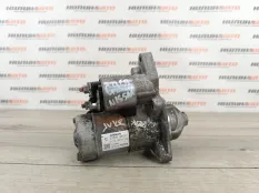 Стартер Nissan Juke 2014 23300EE01C F15 1.6 HR16DE