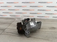 Компрессор кондиционера Nissan Juke 2014 926001KA1B F15 1.6 HR16DE