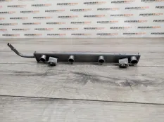 Рампа топливная Mitsubishi ASX 2015 1465A332 GA1W 1.6 4A92