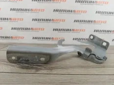 Петля капота Nissan Juke 2014 65400BA60A F15 1.6 HR16DE, правая