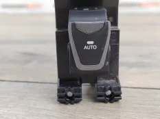 Кнопка стеклоподъемника Hyundai Santa Fe 2015 935802W600 DM 2.2 CRDI D4HB, задняя