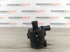 Насос водяной вспомогательный Skoda Octavia A7 2014 5G0965567A 5E5 1.4 TSI CHPA