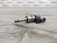 Форсунка бензин Skoda Octavia A7 2014 04E906036E 5E5 1.4 TSI CHPA