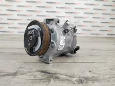 Компрессор кондиционера Skoda Rapid 2014 5Q0820803C 1.6 TDI CAYB