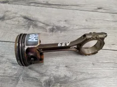 Поршень двигателя Skoda Octavia A5 2011 03C107065AP001 1Z3 1.4 TSI CAXA