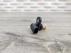 Датчик положения коленвала Mazda 6 GJ 2015 PE0118221 СЕДАН 2.0 PE