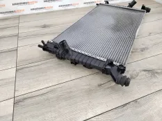 Радиатор охлаждения Ford Focus 2 2009 1354177 ХЕТЧБЭК 5D 1.6 SHDA