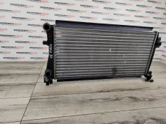 Радиатор охлаждения Skoda Octavia A7 2015 64317 1.6 TDI CLHA