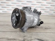 Компрессор кондиционера Skoda Octavia A7 2015 5Q0820803J 1.6 TDI CLHA