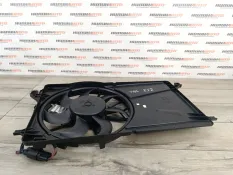 Вентилятор охлаждения Ford Focus 2 2008 1530980 CB4 2.0 AODA