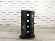 Крышка клапанная Ford Focus 2 2008 2281362 1.6 SHDA