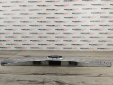 Накладка крышки багажника Ford Focus 2 2008 1540094 CB4 2.0 AODA