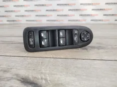Блок управления стеклоподъемниками Peugeot 308 2010 649026 4C 1.6 5FW EP6