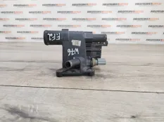 Фланец системы охлаждения Ford Focus 2 2008 1450955 CB4 1.8 QQDB