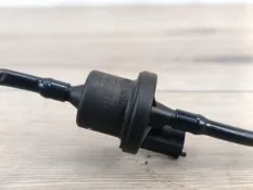 Клапан вентиляции топливного бака Ford Focus 2 2008 1669555 CB4 1.8 QQDB