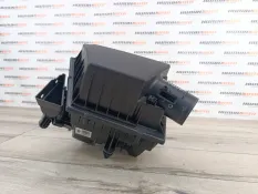 Корпус воздушного фильтра Land Rover Range Rover Evoque 2013 LR024309 L538 2.2 224DT