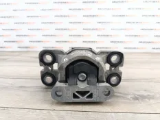 Подушка КПП Land Rover Range Rover Evoque 2013 LR024738 L538 2.2 224DT, правая