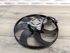 Вентилятор охлаждения Land Rover Range Rover Evoque 2013 LR024292 L538 2.2 224DT